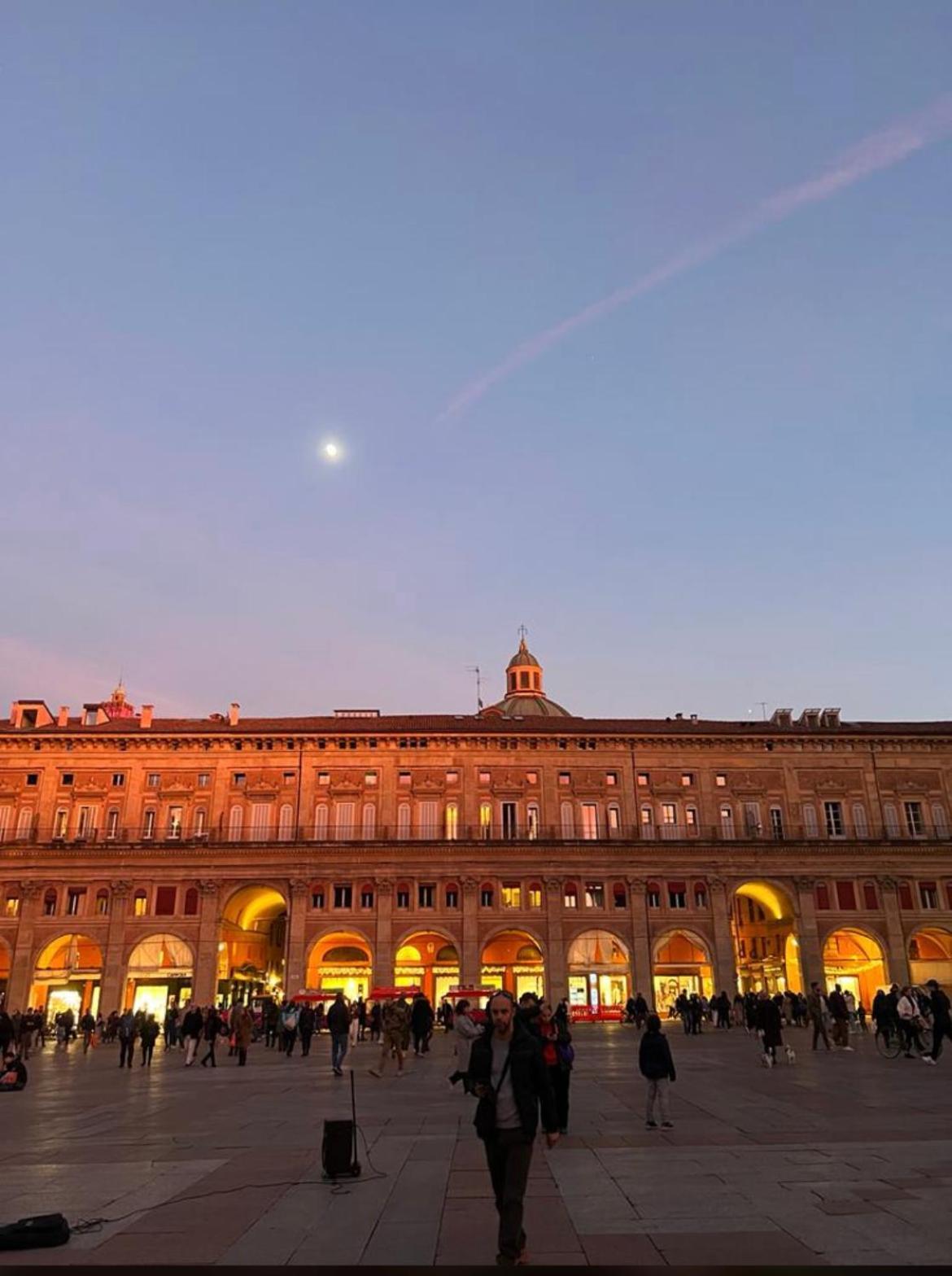 Urbanicooh Guidozagni - Piazza Maggiore View Болоня Екстериор снимка